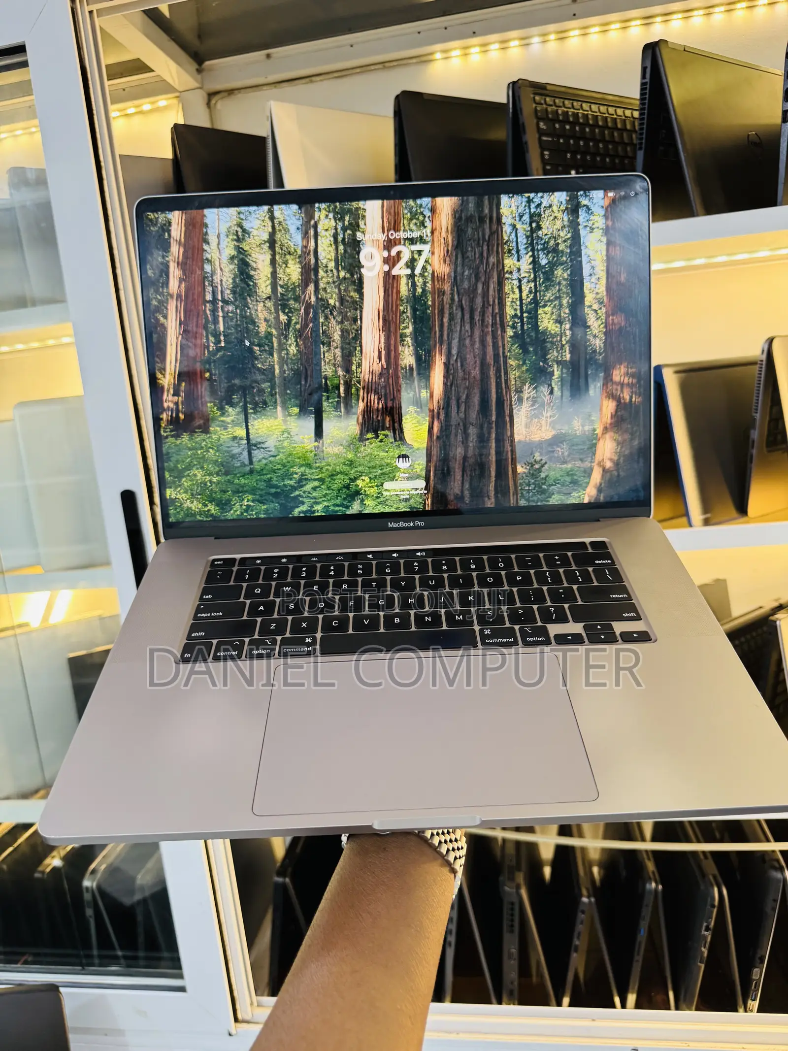 Laptop Apple MacBook Pro 2019 16GB Intel Core i7 SSD 512GB