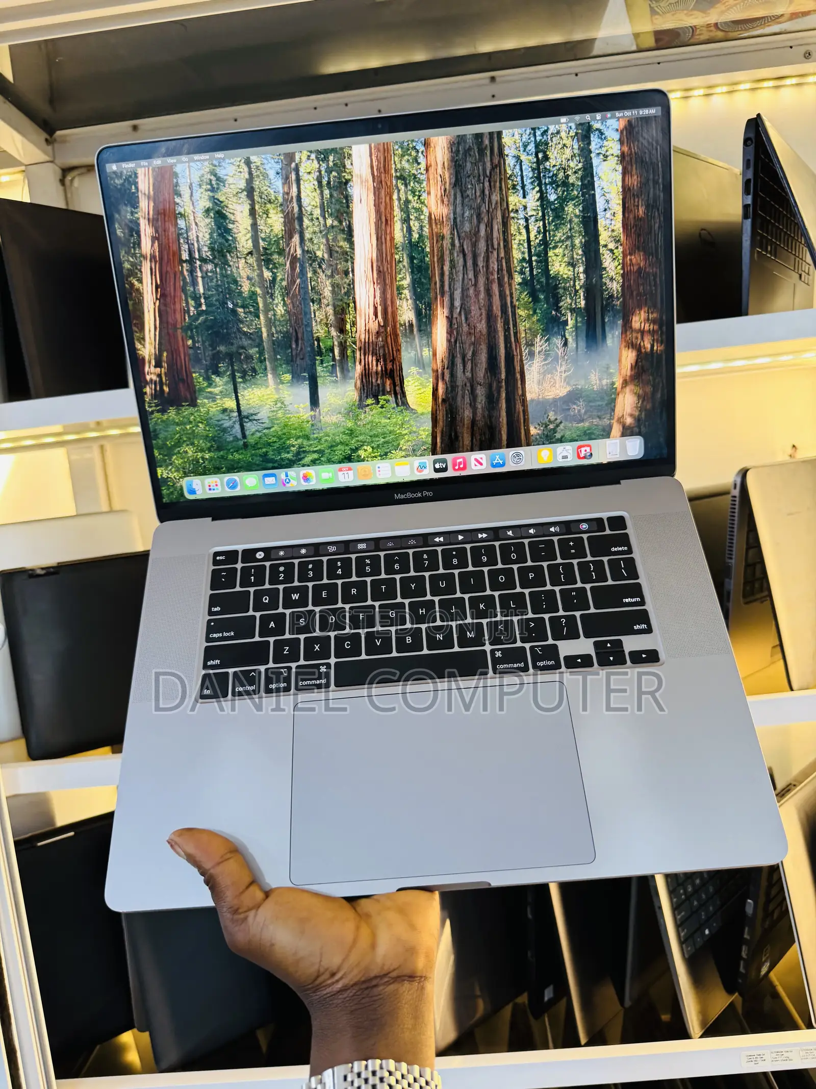 Laptop Apple MacBook Pro 2019 16GB Intel Core i7 SSD 512GB