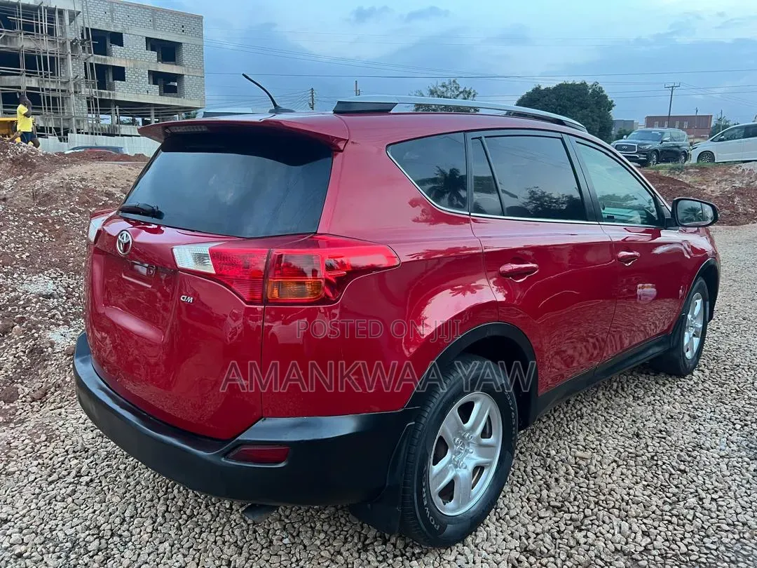 Toyota RAV4 2015 Red