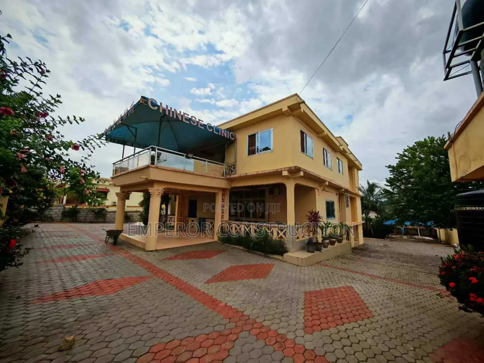 Whole 3-Storey Building for Rent, Near Great Wall Hospital, Kumasi