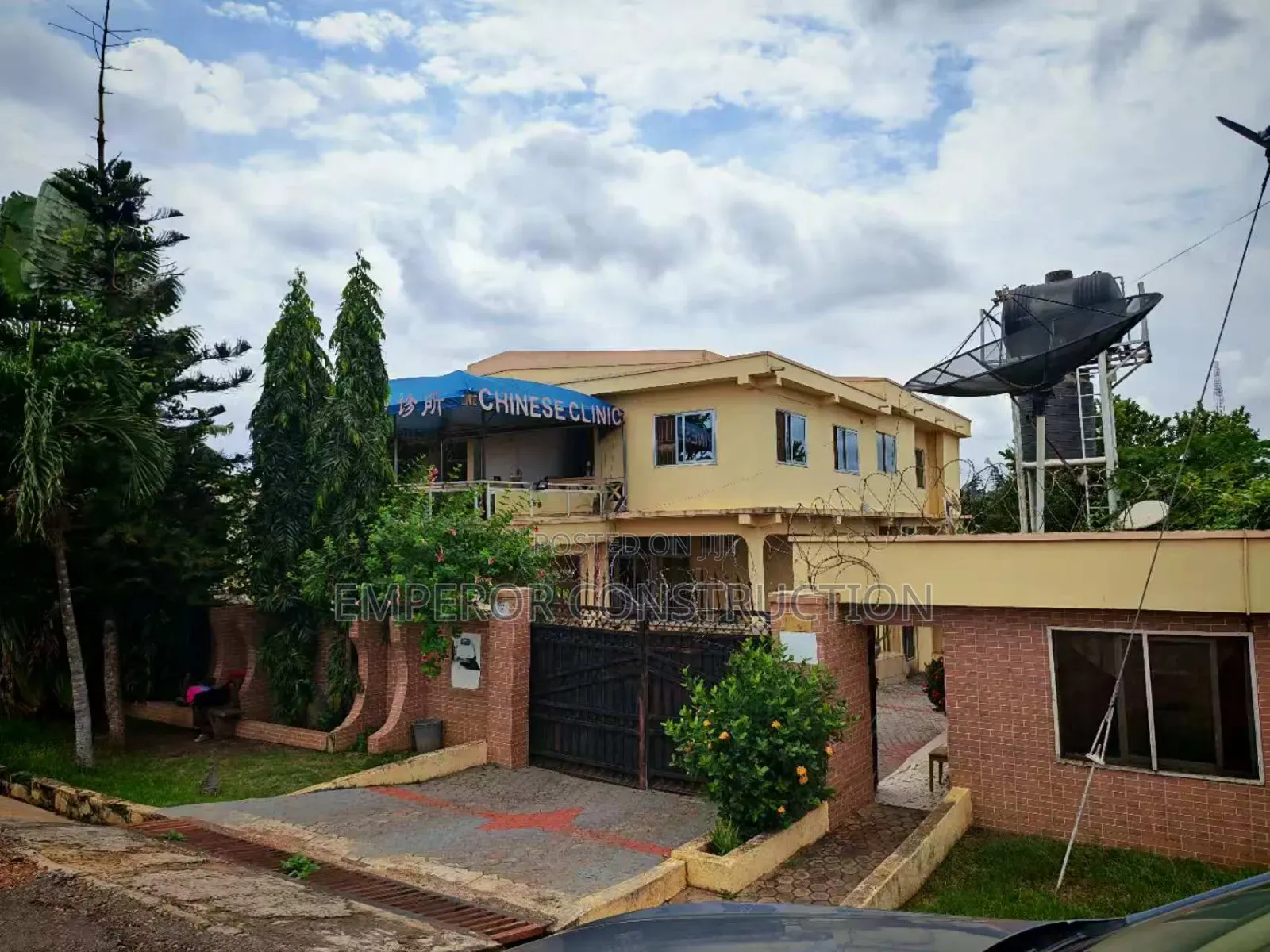 Whole 3-Storey Building for Rent, Near Great Wall Hospital, Kumasi