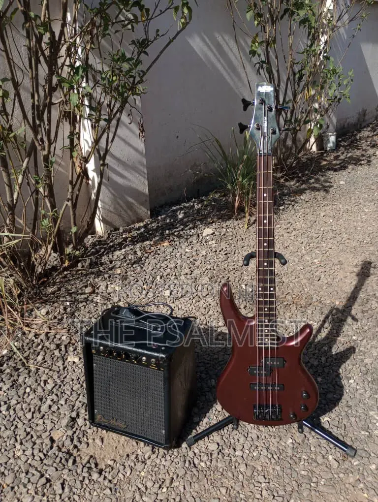 Ibanez Mikro 4STRINGS Bass Guitar & Dean Markley K- 20B Combo