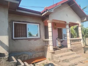 3bdrm House in Abokobi Boi, Accra Metropolitan for sale