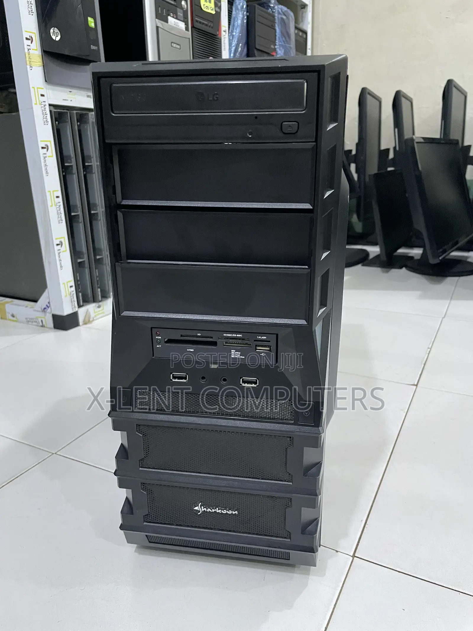 Desktop Computer 12GB AMD HDD 500GB