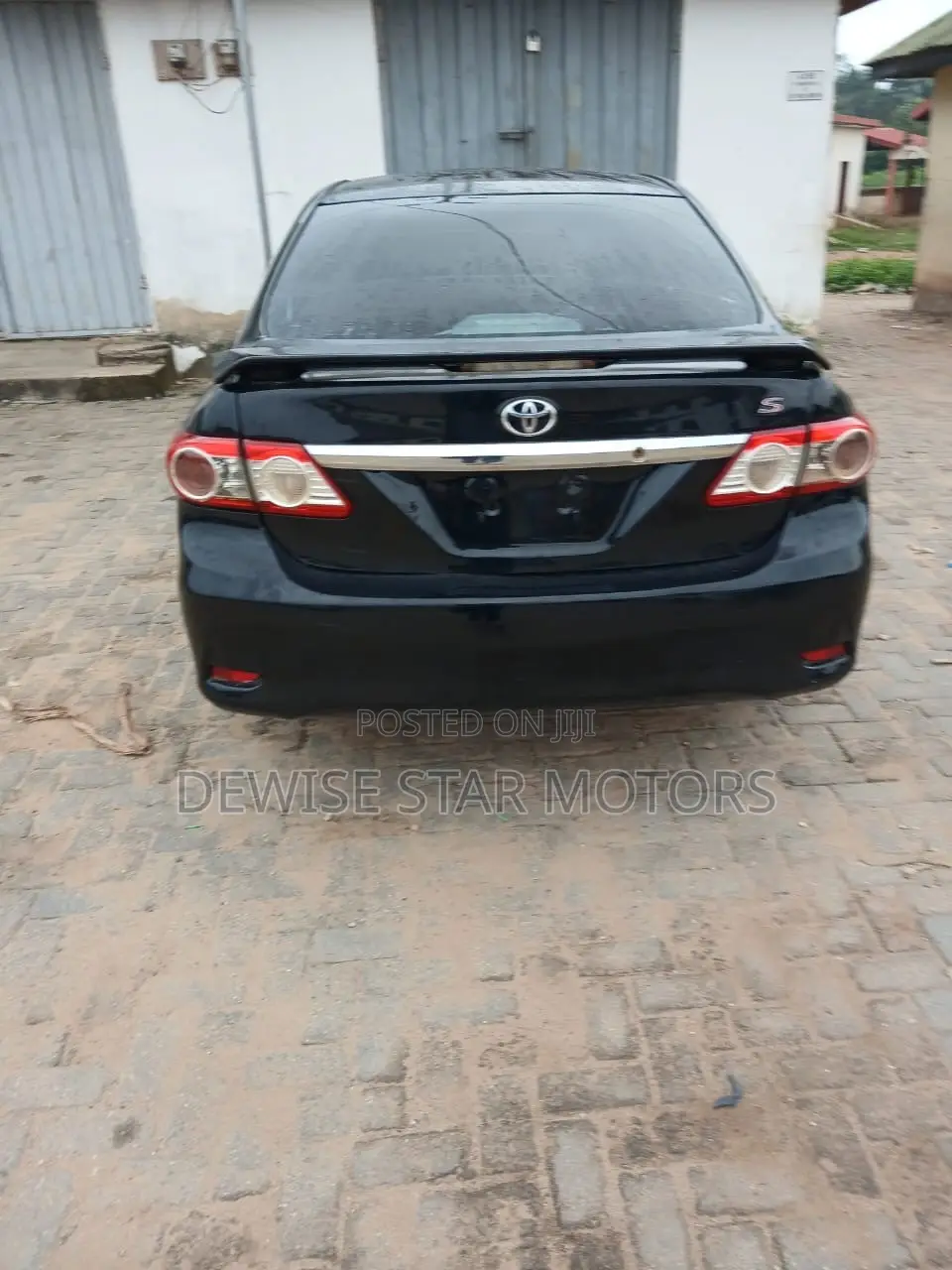 Toyota Corolla LE 4dr Sedan (1.8L 4cyl 4A) 2012 Black