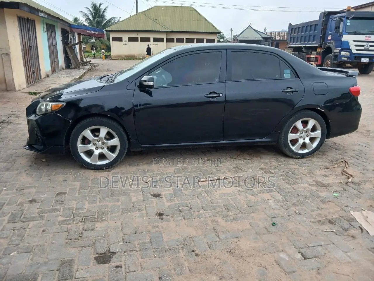 Toyota Corolla LE 4dr Sedan (1.8L 4cyl 4A) 2012 Black