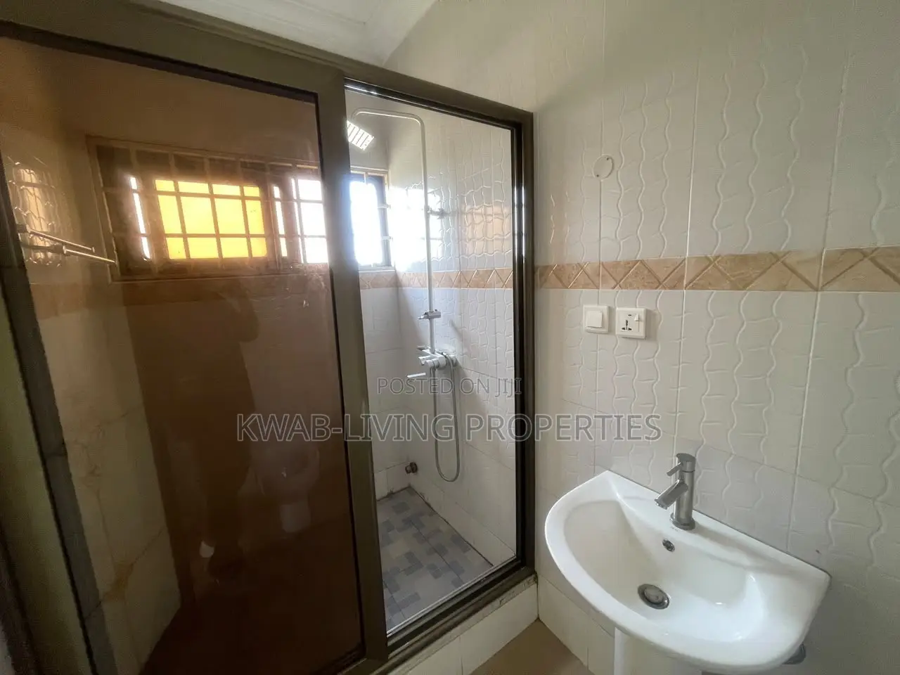2bdrm Apartment in School Junction for rent
