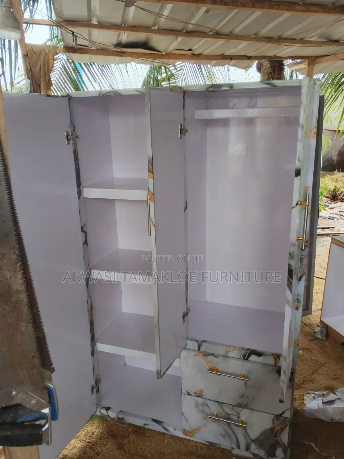 Double Wardrobe With Three Doors