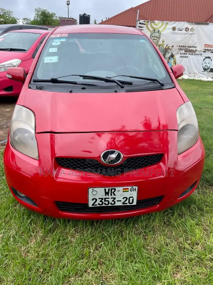 Toyota Vitz 1.5 FWD 3dr 2010 Red