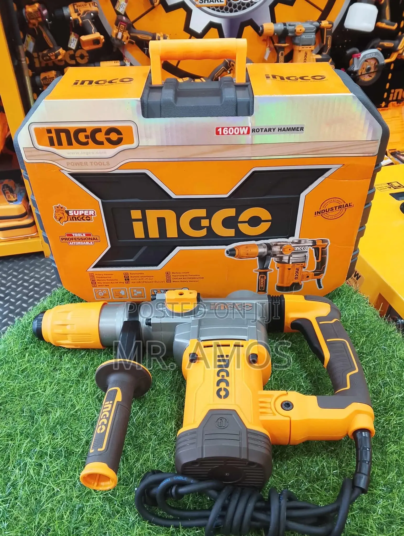 1600 Watt Rotary Hammer (Sds-Max) With 4PCs Bits Included - Rh