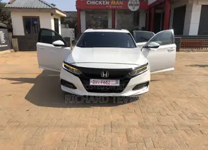 Honda Accord Sport (1.5L 4cyl Turbo CVT) 2019 White