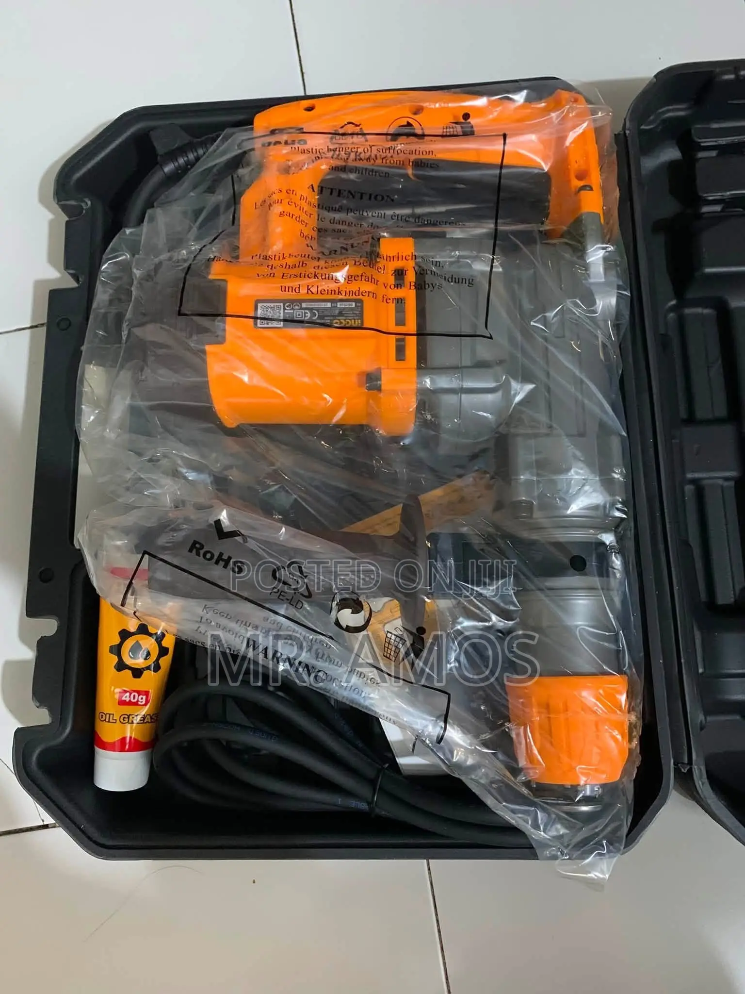 1050 Watt Rotary Hammer Drill With 5pcs Bits Included - Rh1050