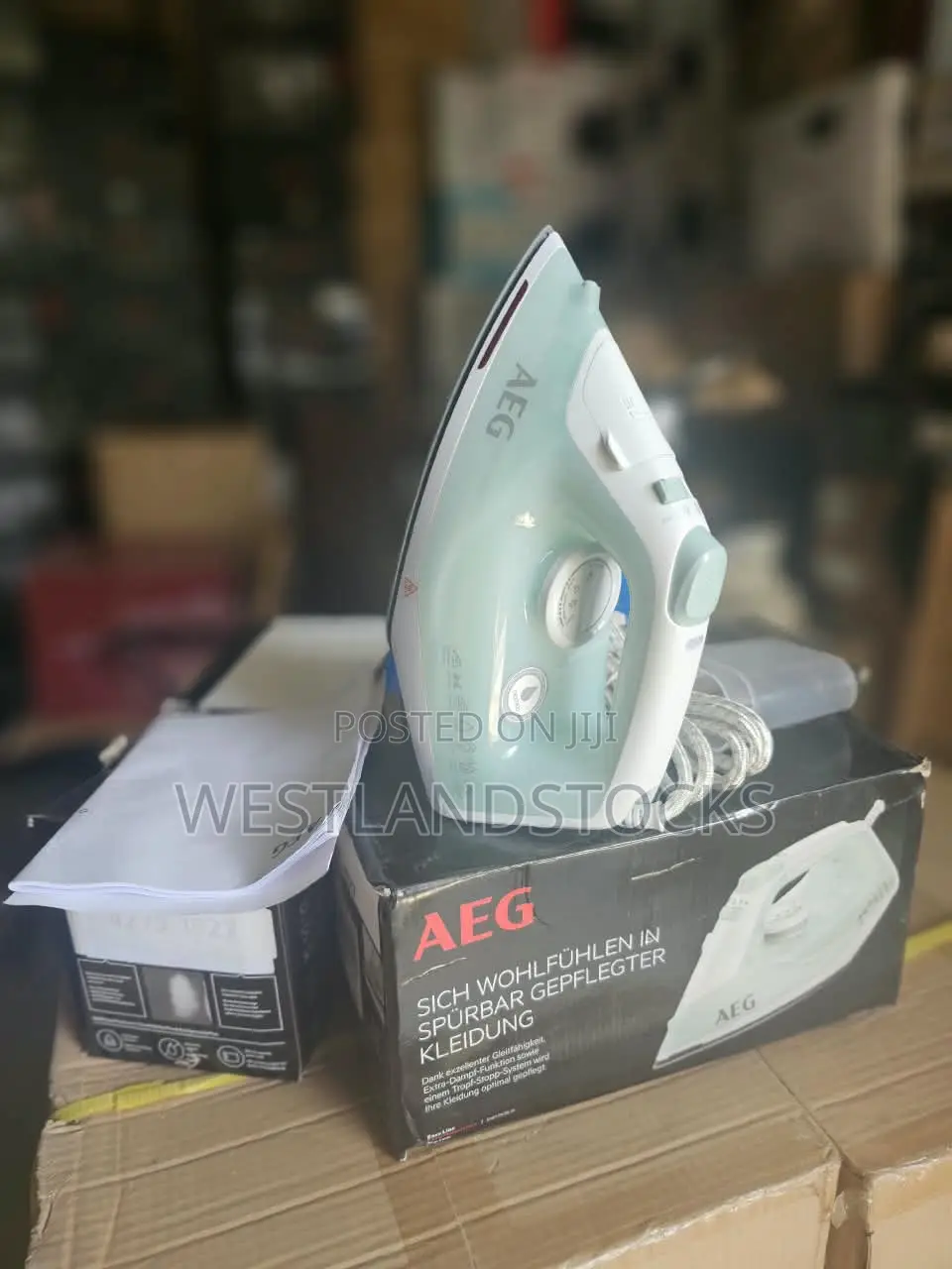 AEG EasyLine Steam Iron