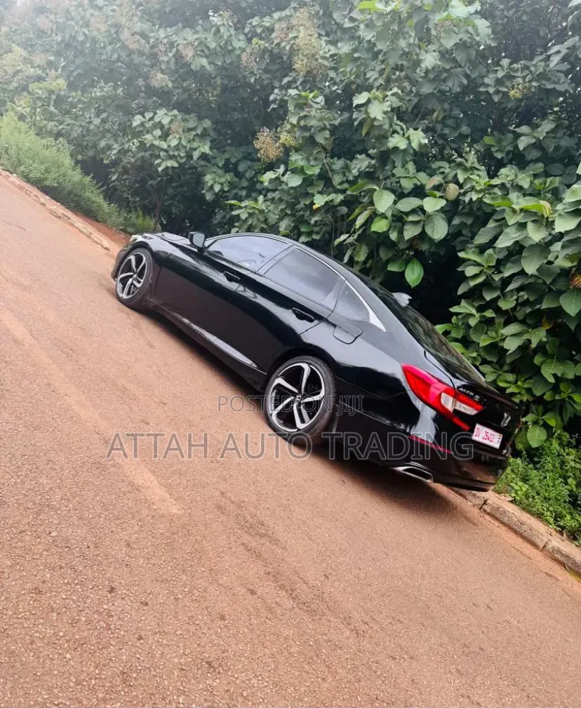 Honda Accord 2018 Black