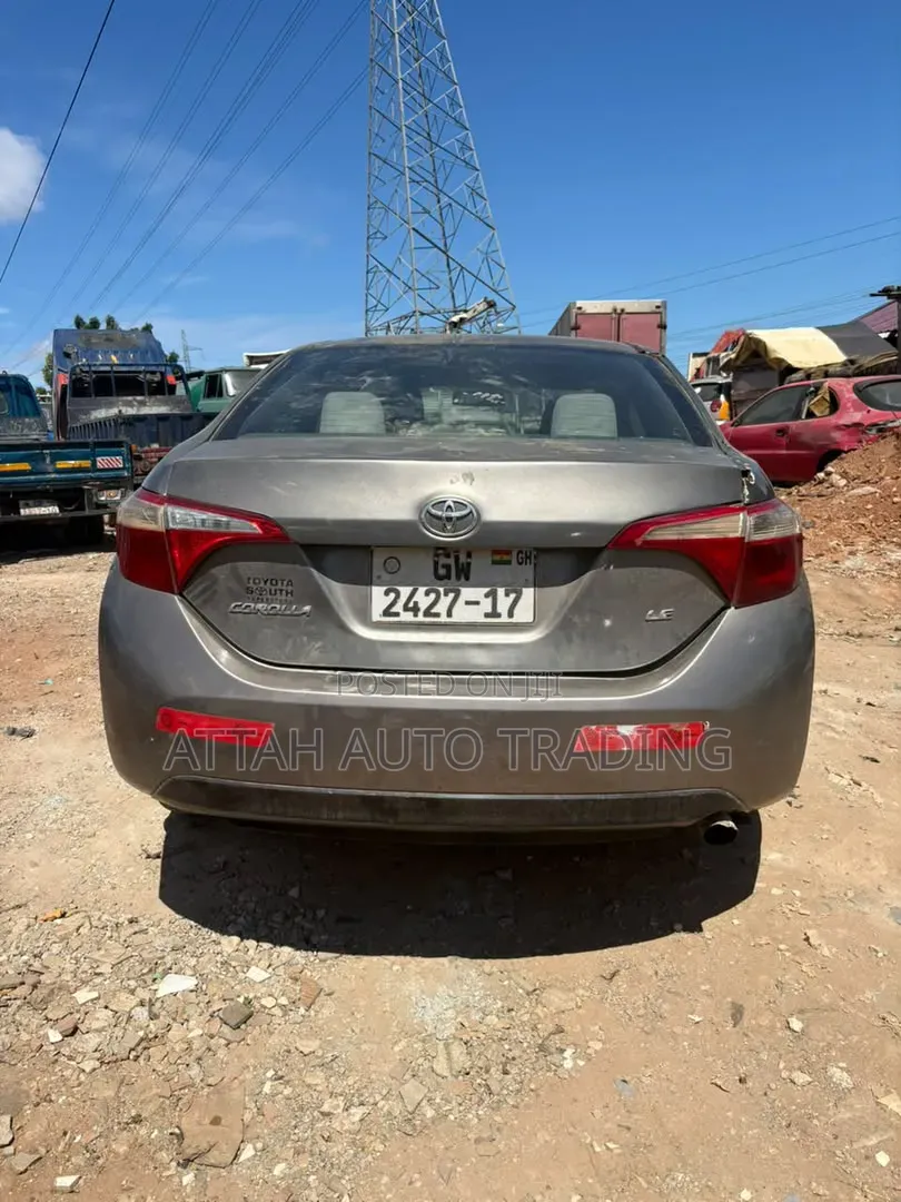 Toyota Corolla 2015 Silver