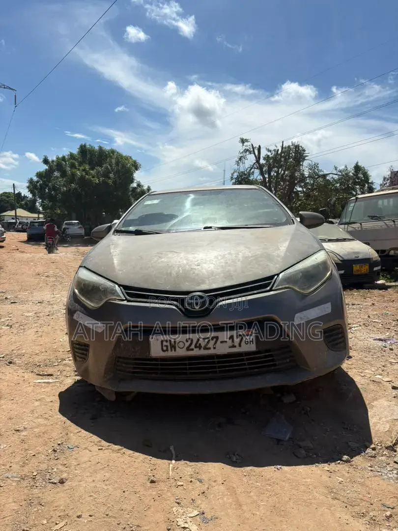 Toyota Corolla 2015 Silver