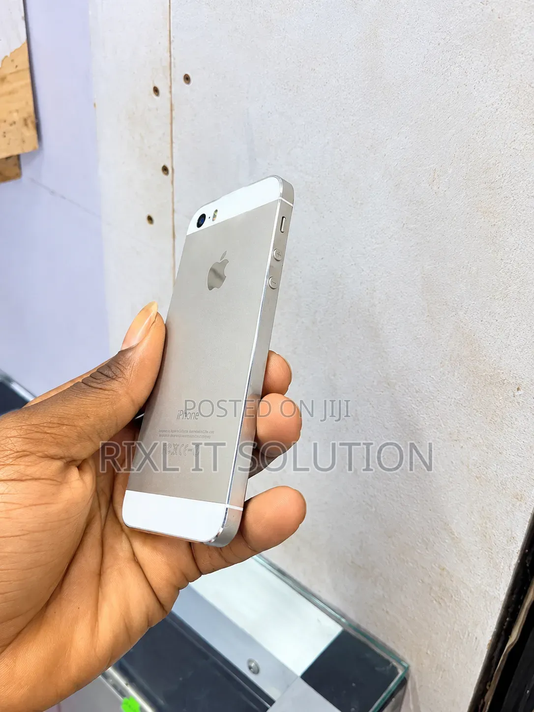 Apple iPhone 5s 32 GB Gold