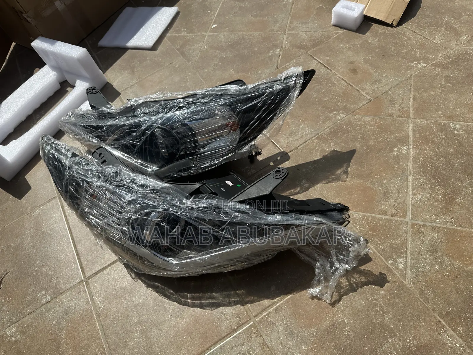 Hyundai Sonata 2012 Headlights Pair Spec