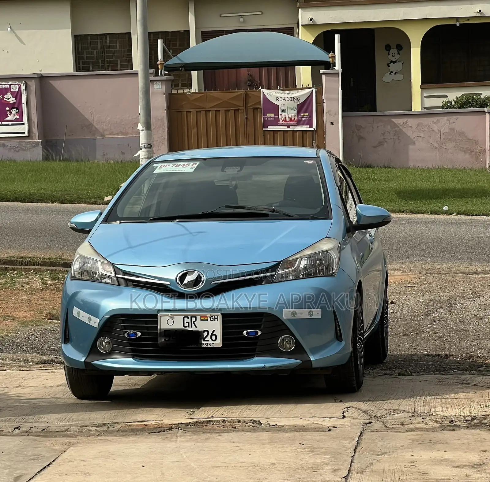Toyota Vitz 1.3 FWD 5dr 2016 Blue