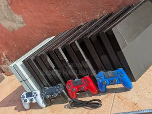 PS4 Standard Jailbreak in Bulk(all Comes With Two Controllers)