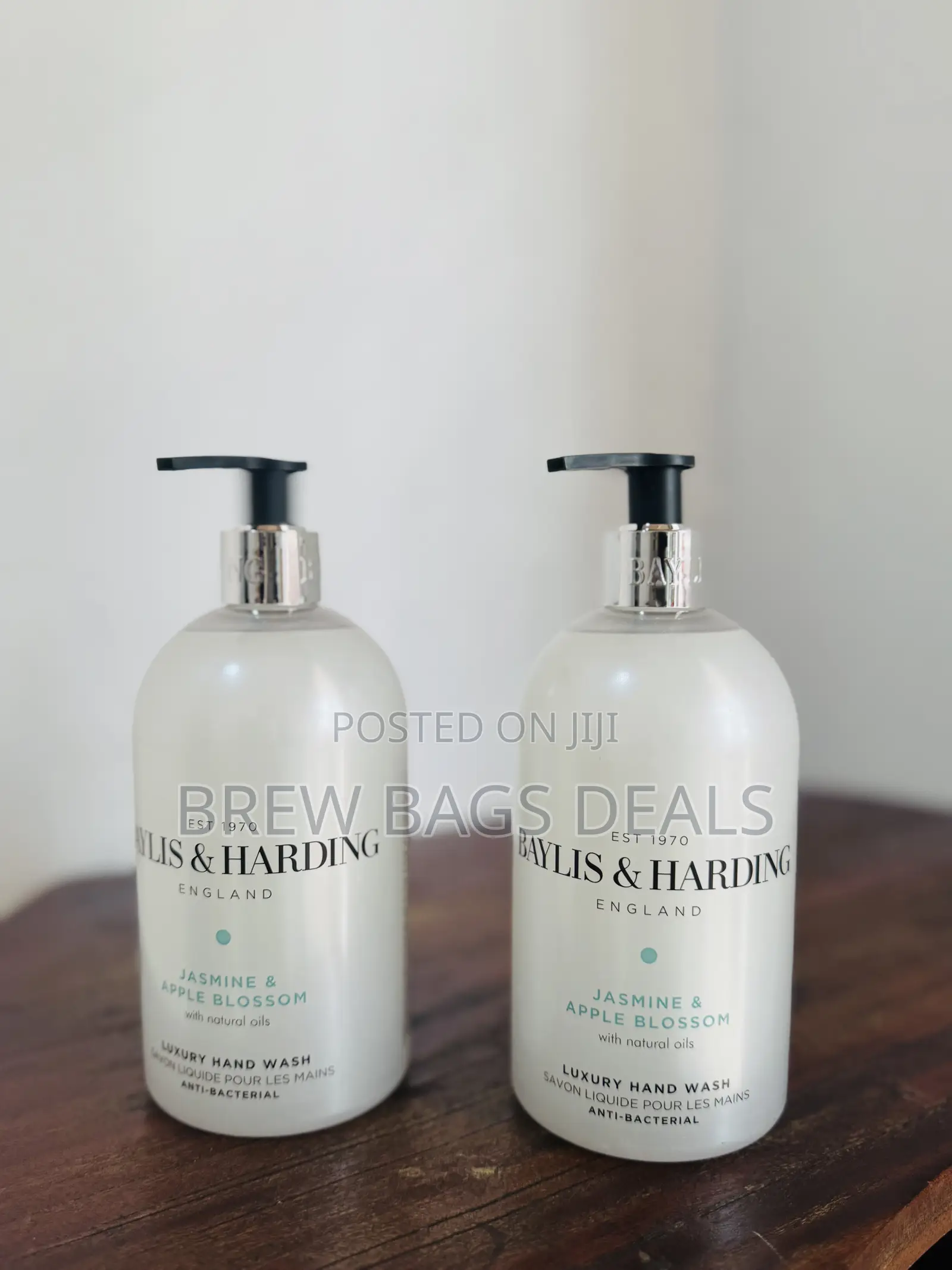Baylis & Harding Signature Anti-Bacterial Luxury Hand Wash