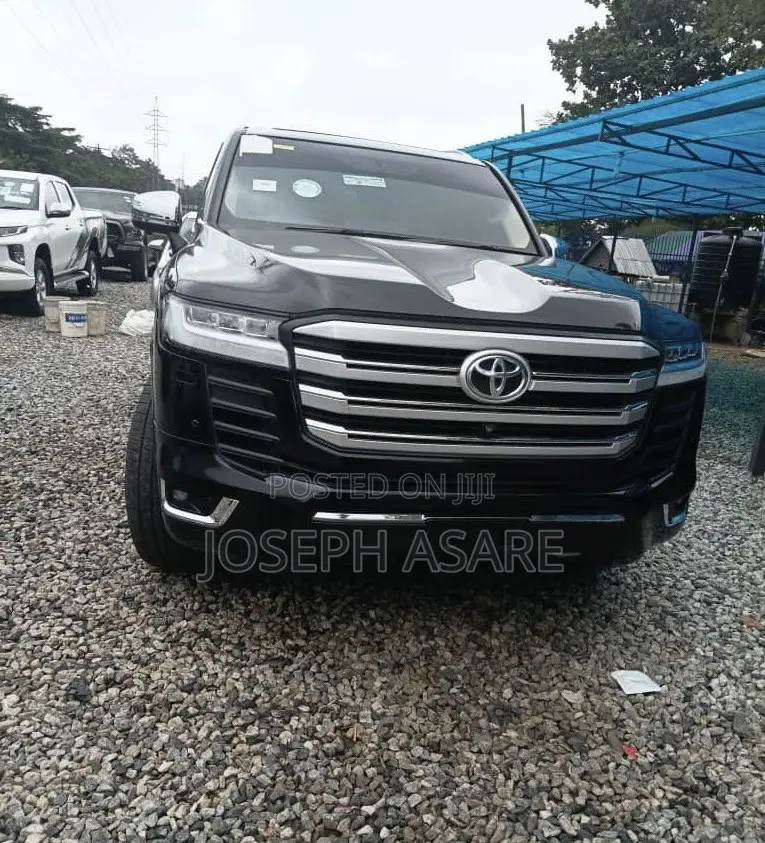 Toyota Land Cruiser Prado 2022 Black