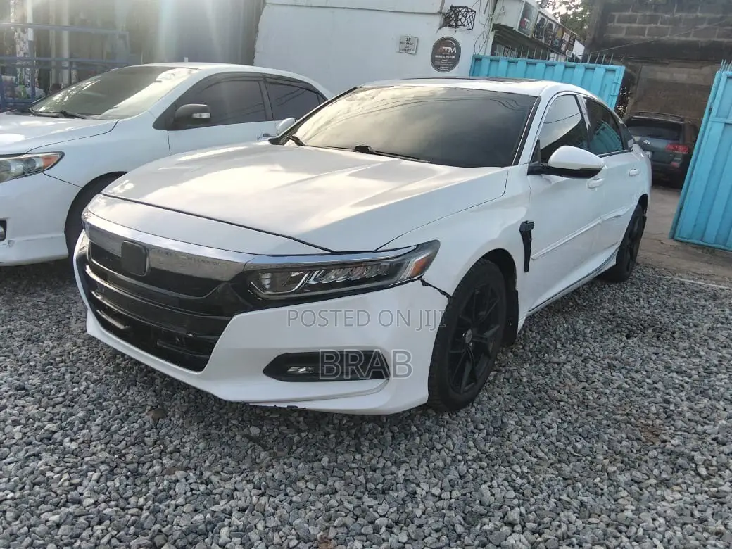 Honda Accord 2018 White