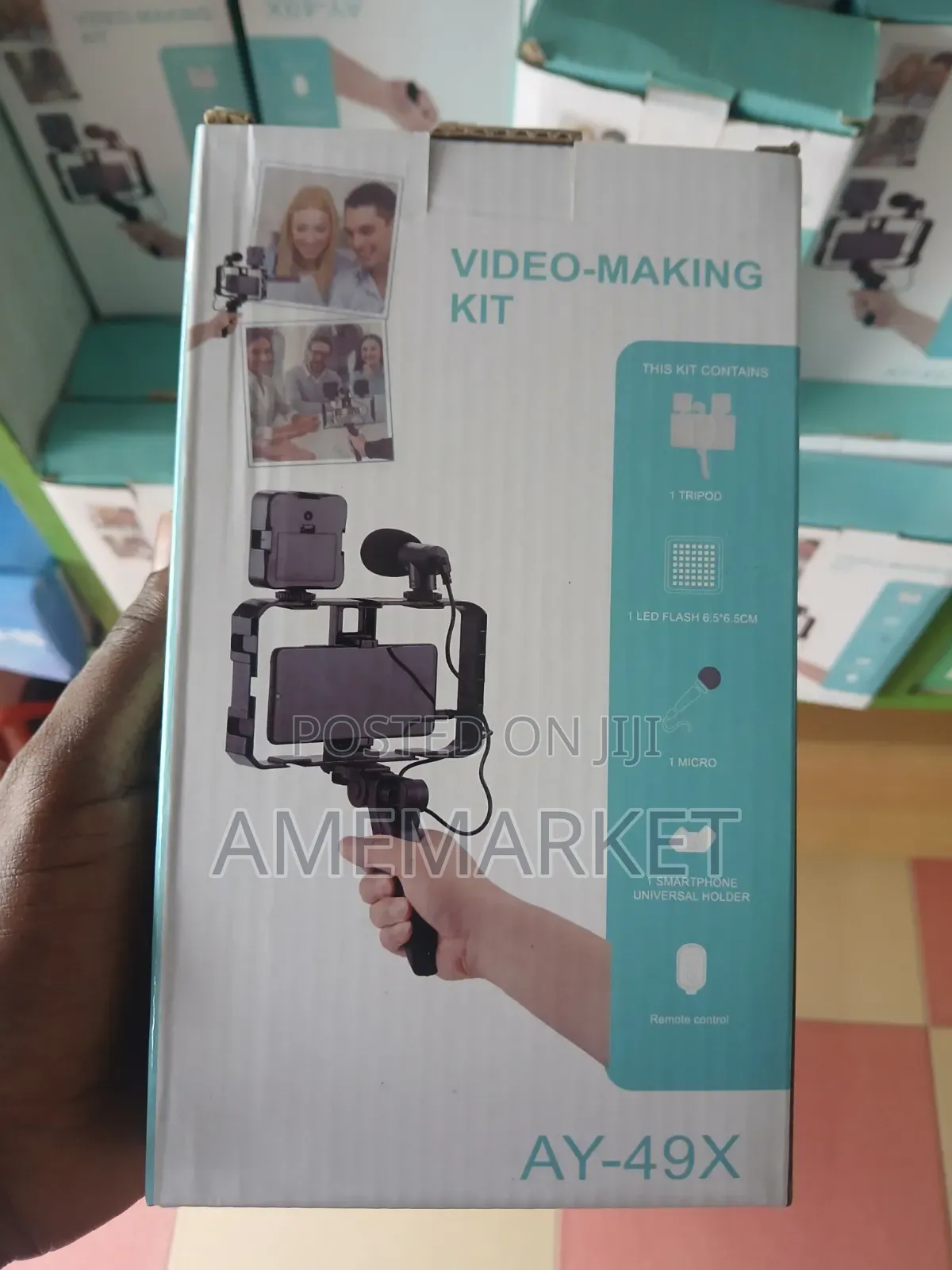 4-in-1 Smartphone Video-Making Kit