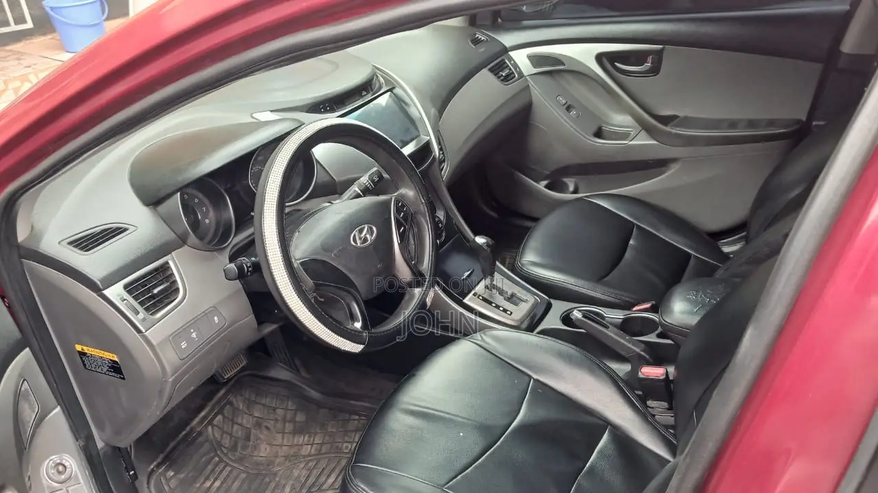 Hyundai Elantra GLS Automatic 2012 Red