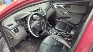 Hyundai Elantra GLS Automatic 2012 Red