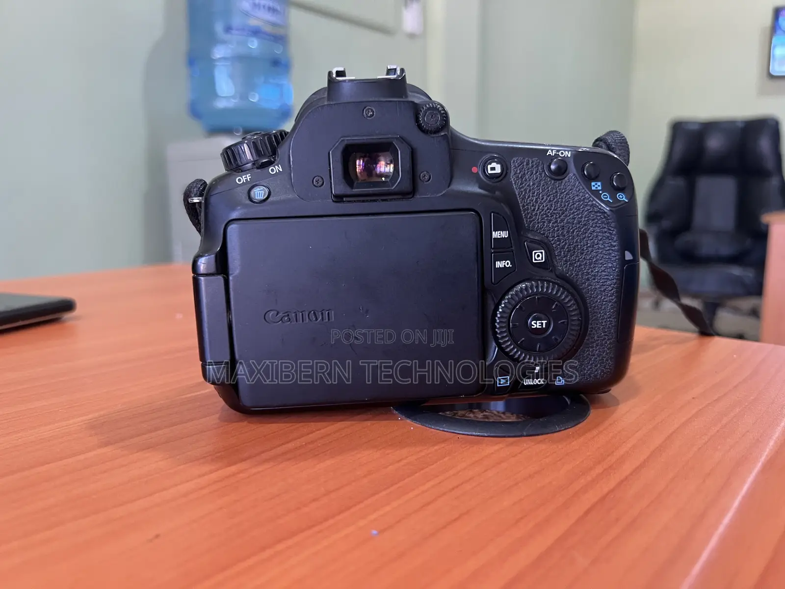 Canon EOS 60D 18MP DSLR Digital Camera Body Only - Used