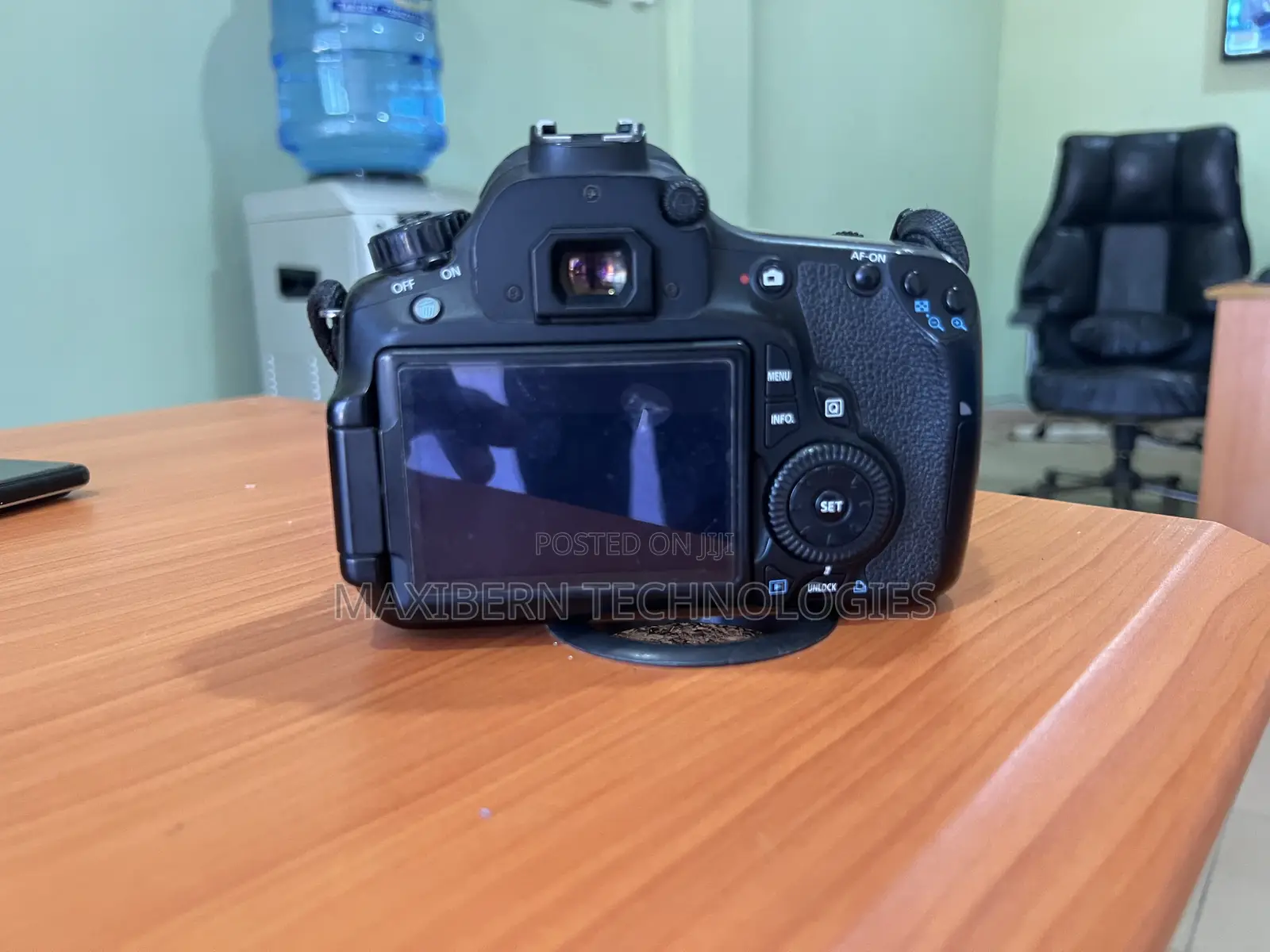 Canon EOS 60D 18MP DSLR Digital Camera Body Only - Used