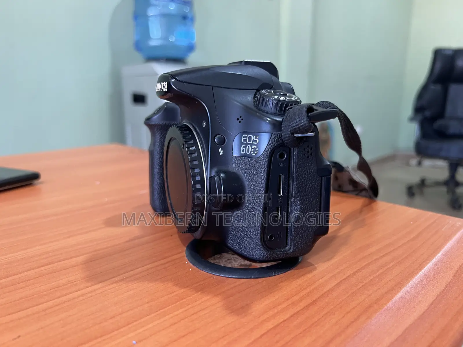 Canon EOS 60D 18MP DSLR Digital Camera Body Only - Used