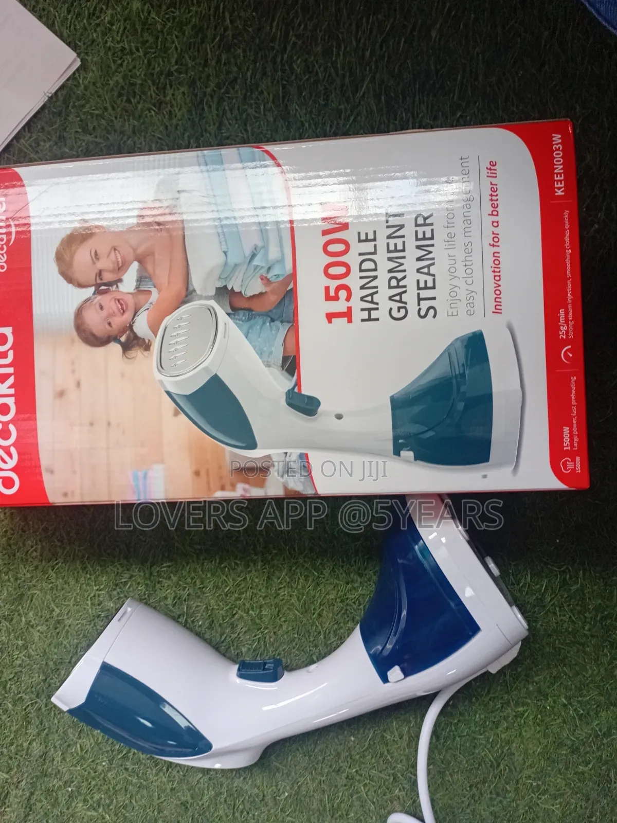 Portable Garment Steamer – Quick & Easy Wrinkle Removal