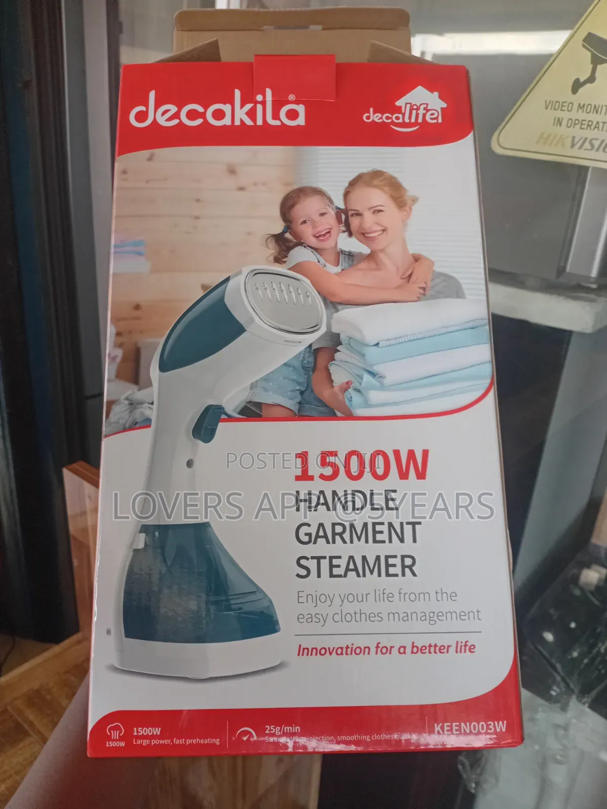Mini Travel Garment Steamer – Stay Stylish Anywhere