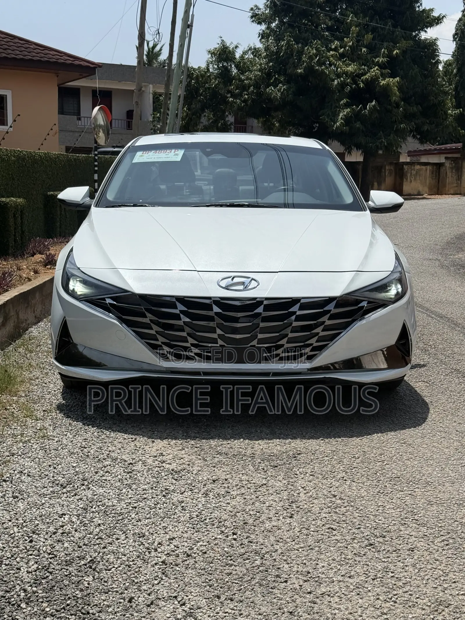Hyundai Elantra Limited 2022 White