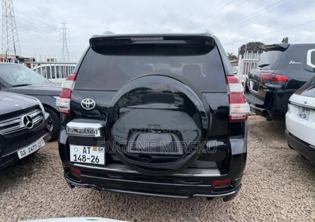 Toyota Land Cruiser Prado 2013 Black
