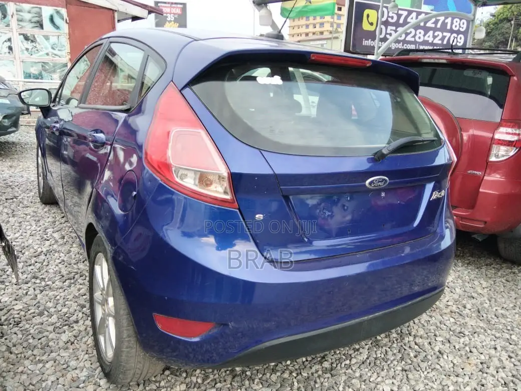 Ford Fiesta 2010 Blue