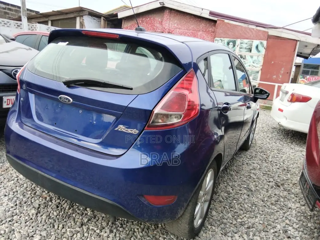 Ford Fiesta 2010 Blue