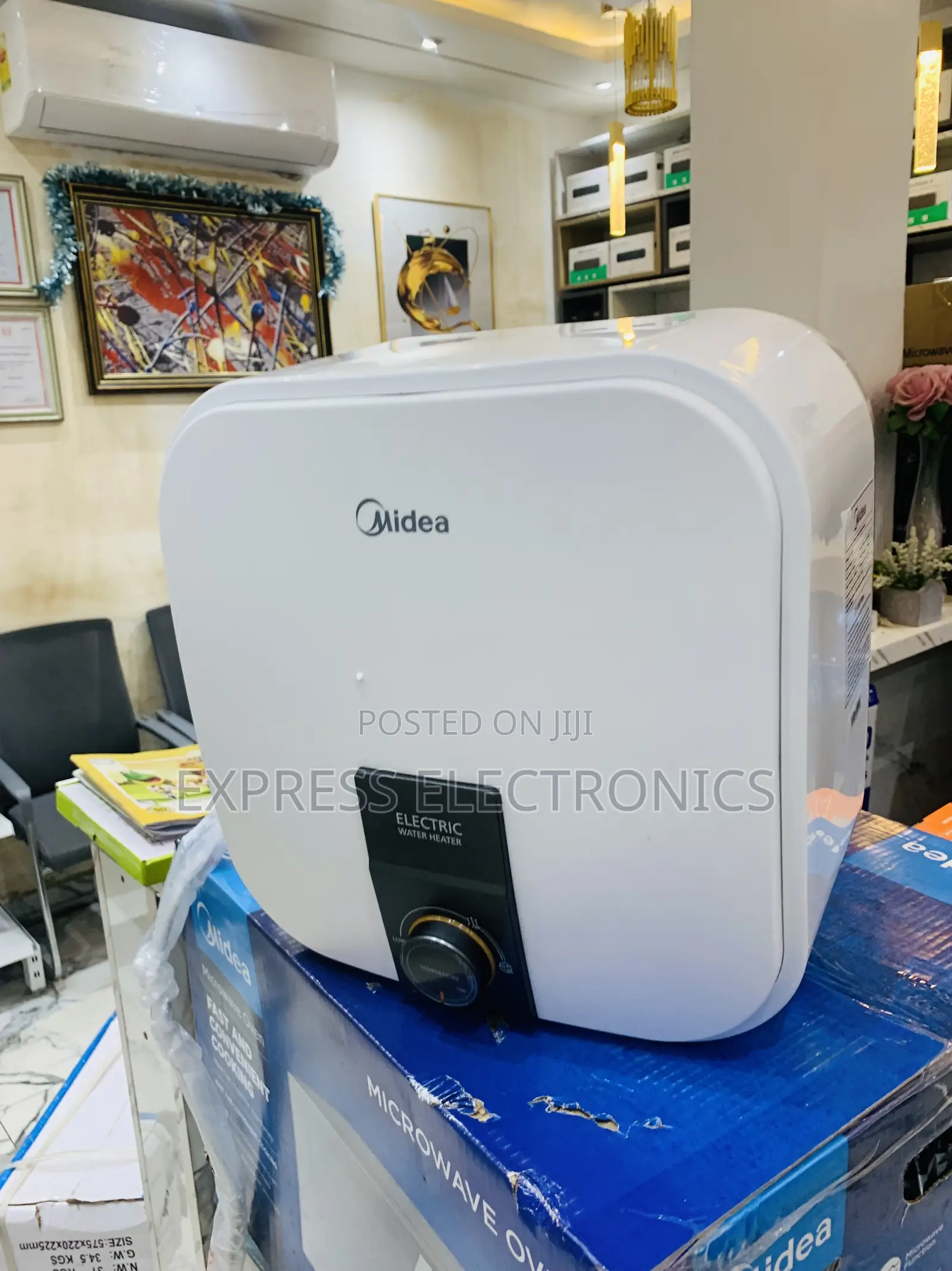 Available Midea 30 LTRS Water Heater (D30-20VD)white