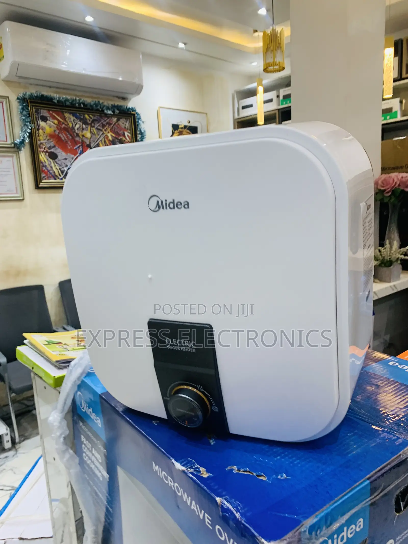 Available Midea 30 LTRS Water Heater (D30-20VD)white