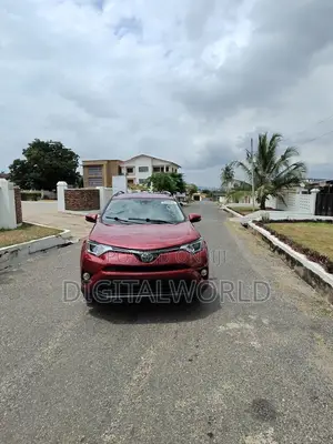 Toyota RAV4 XLE 4dr SUV AWD (2.5L 4cyl 6A) 2018 Red