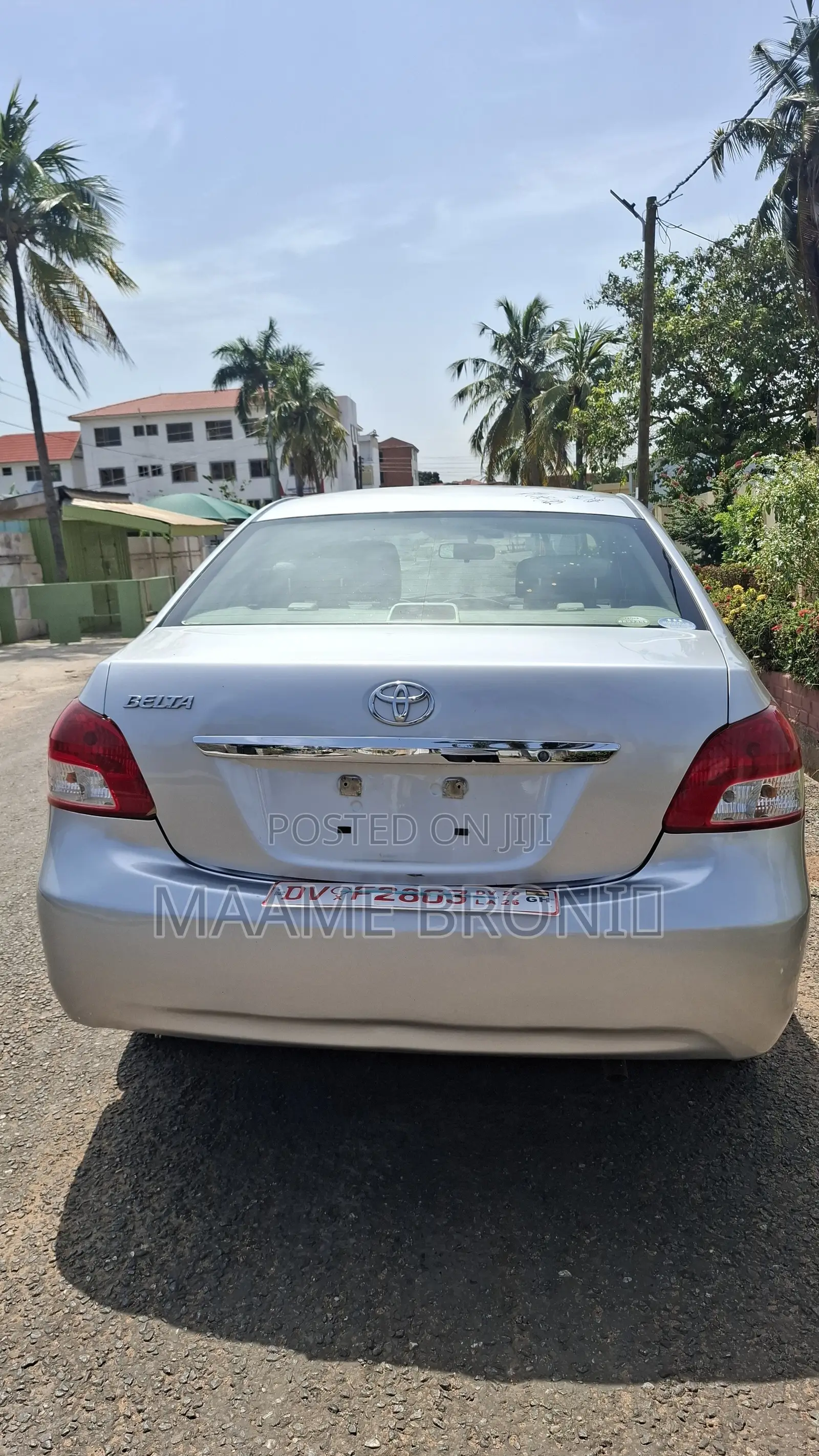 Toyota Belta 2011 Silver