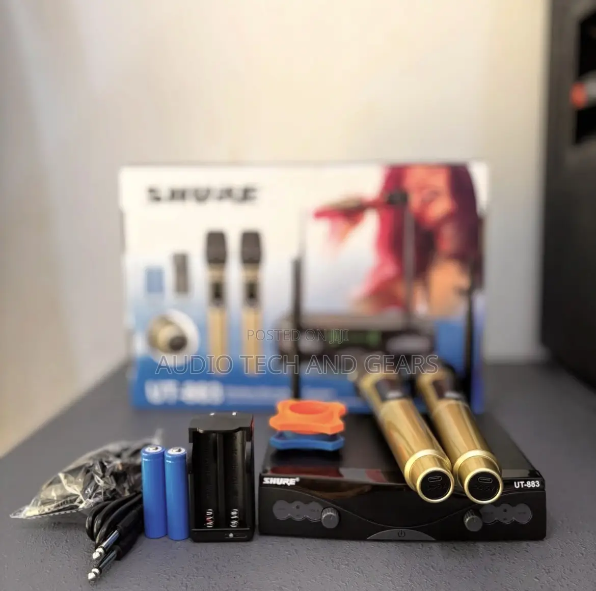 Shure UT 883 Wireless Microphone