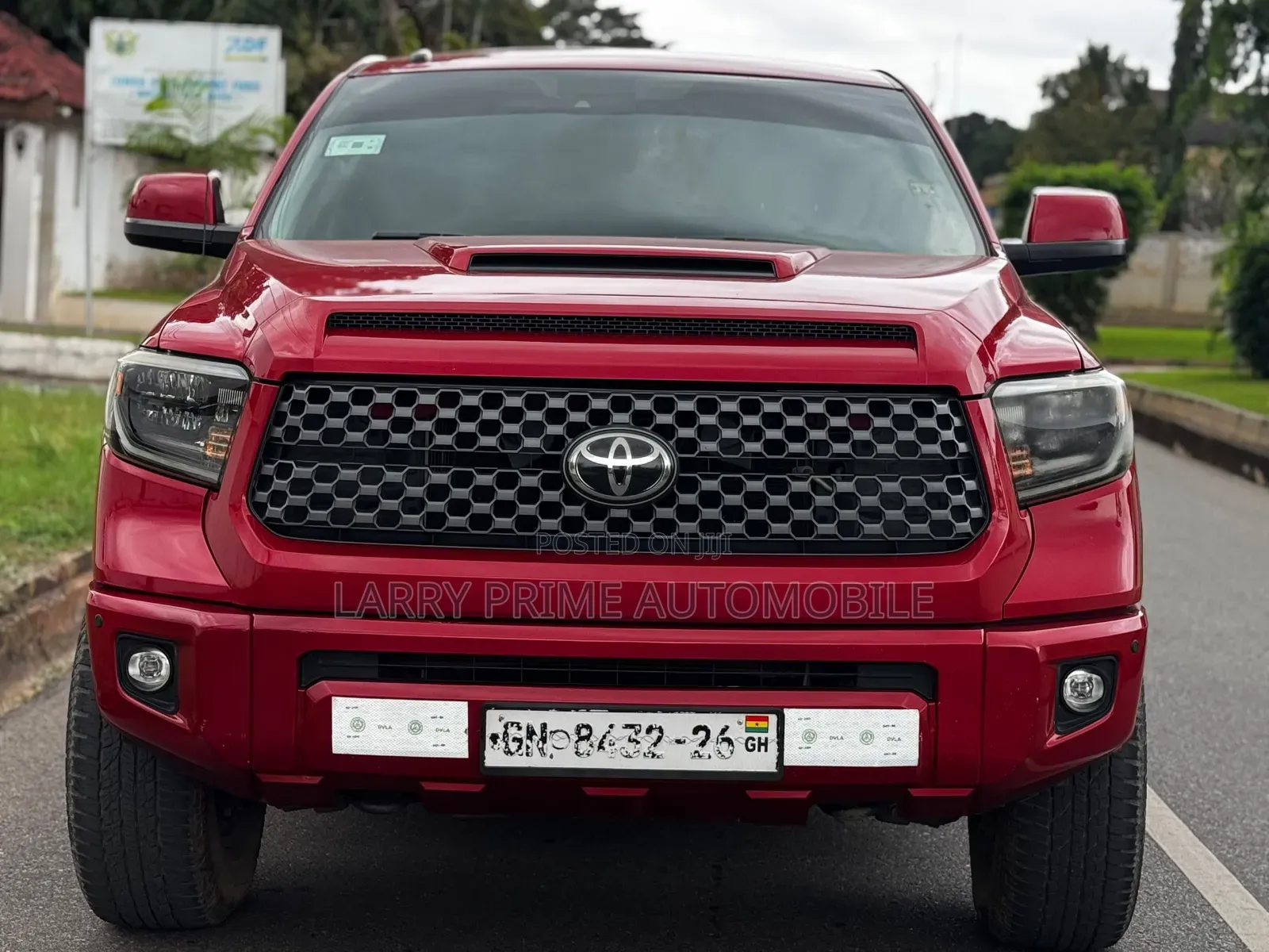 Toyota Tundra SR5 5.7L V8 4x4 CrewMax 5.6 ft. box 145.7 in. WB 2019 Red