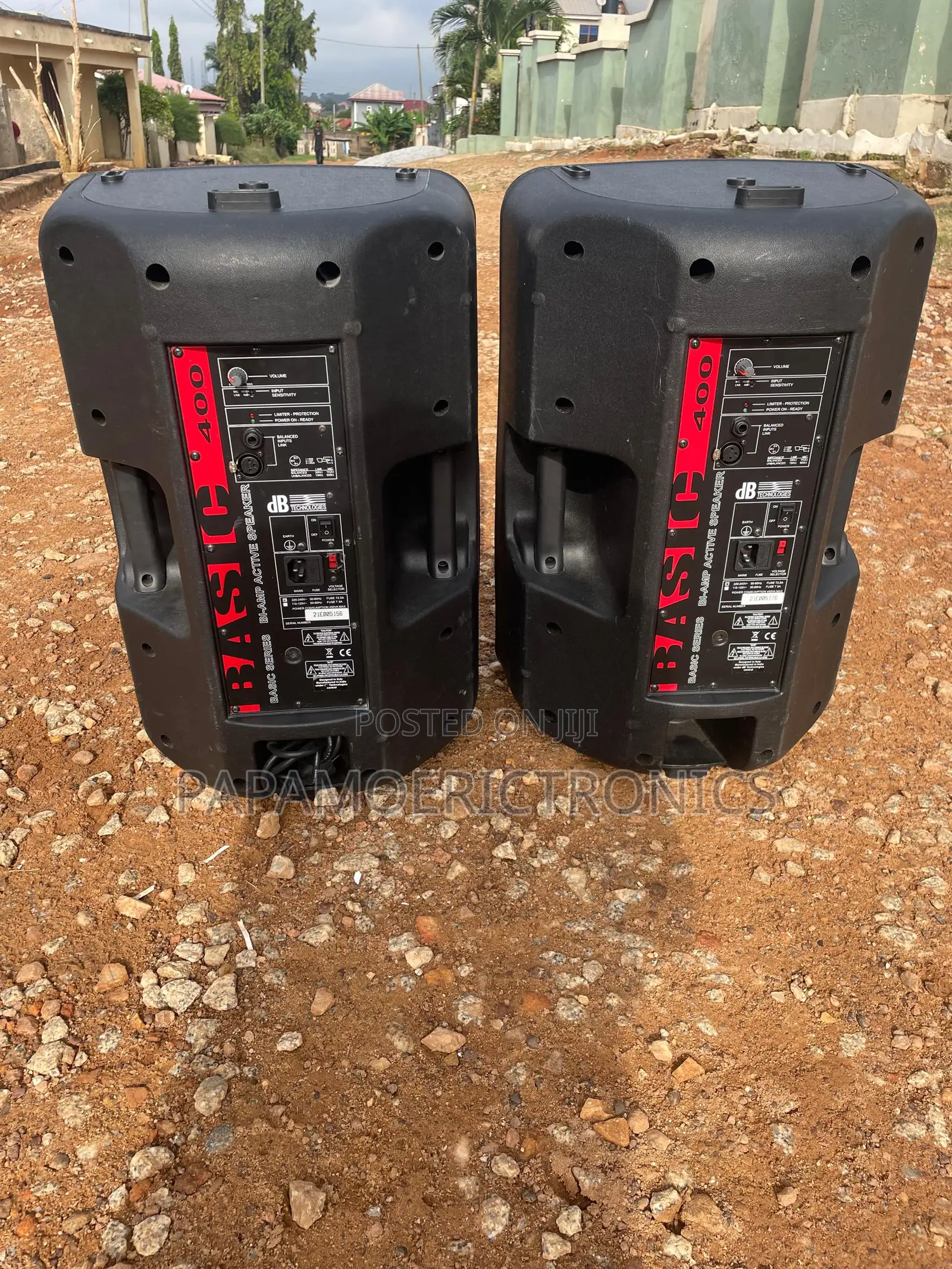 DB Technologies BASIC 400 Aktivbox, 12'' / 1'', 225W + 50W, 90°x60°,