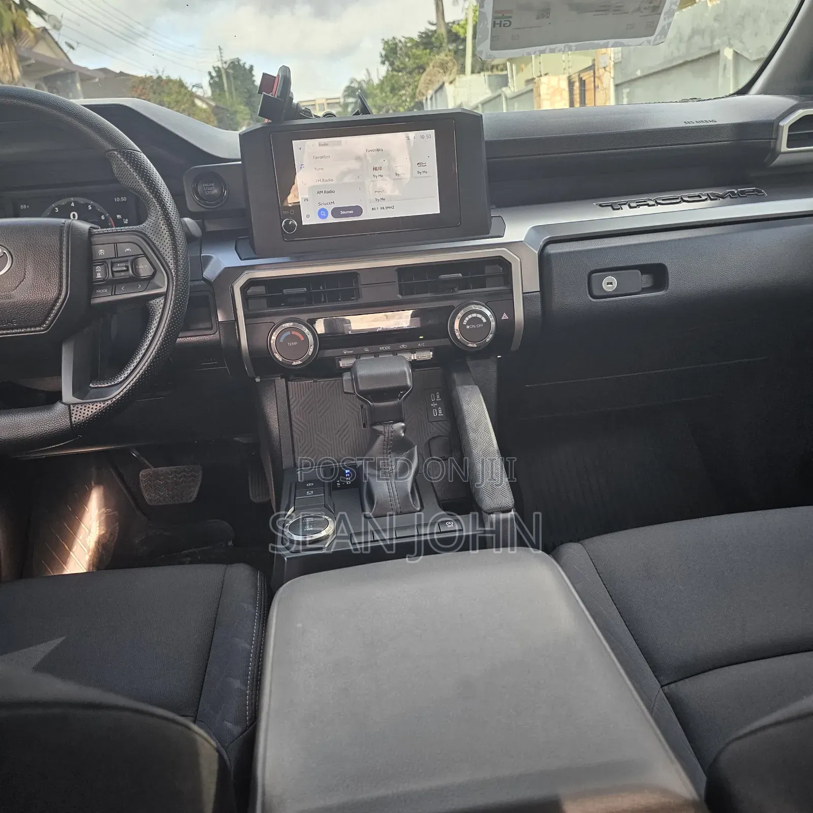 Toyota Tacoma SR Double Cab 4WD 5.0 ft. SB (Automatic) 2025 White