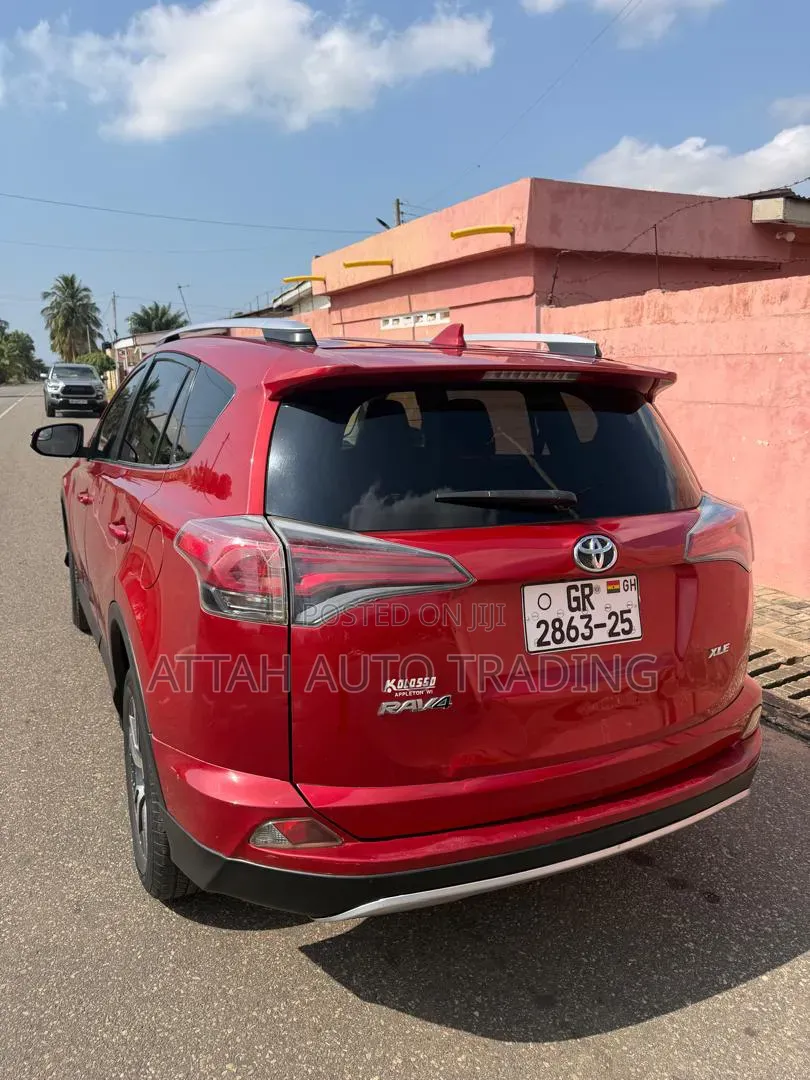 Toyota RAV4 2017 Red