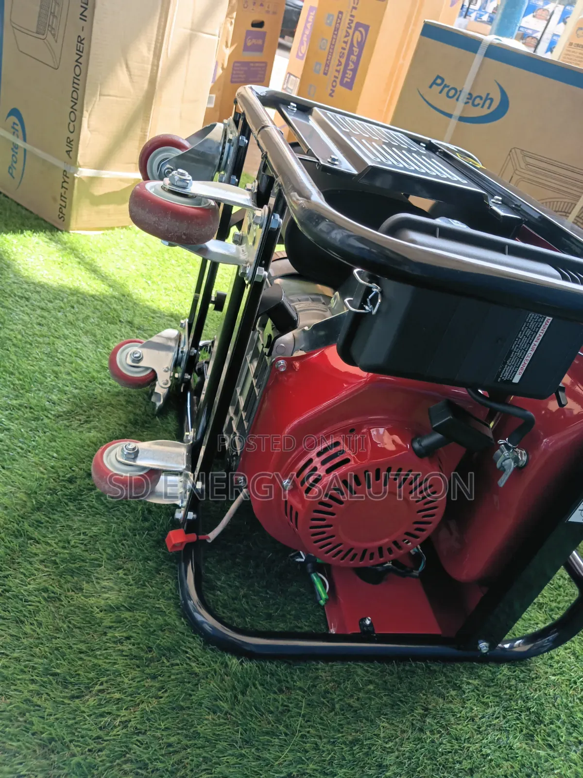 Silent but Powerful. - Honda EU7.5KVA