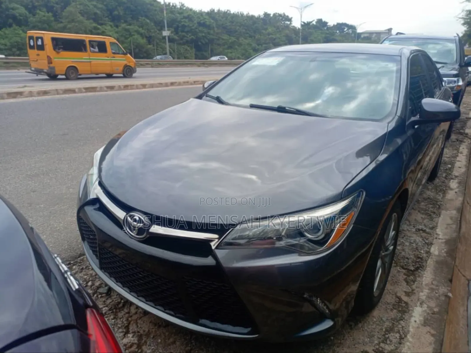 Toyota Camry SE 4dr Sedan (2.5L 4cyl 6A) 2017 Gray